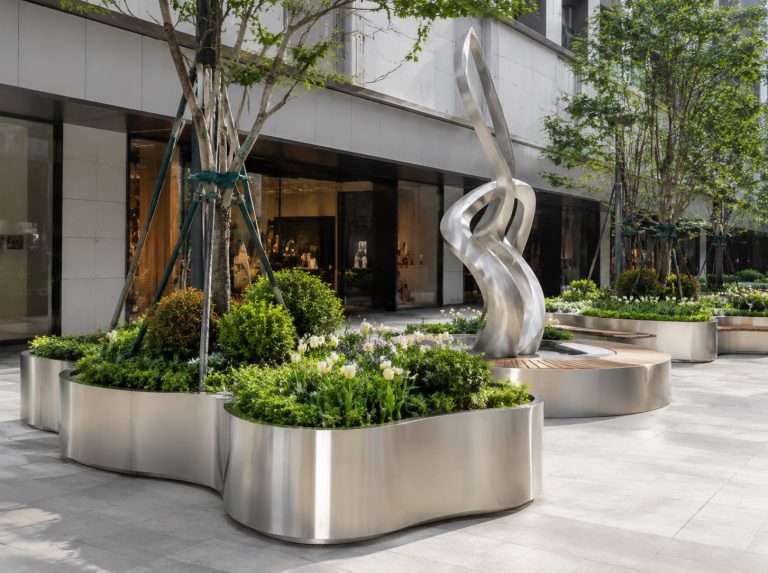 武胜县不锈钢景观雕塑与金属花箱